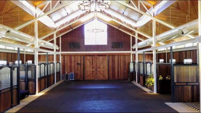 Inglis Riverside Stables by Killahy Equine Projects